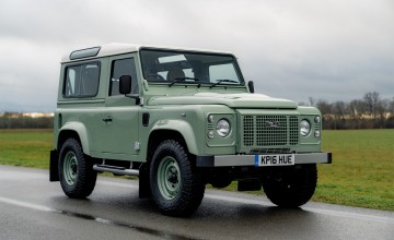 Iconic Land Rover for auction